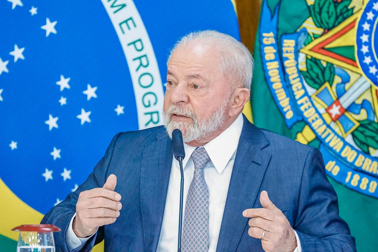 Lula diz que fortalece política industrial para “gerar novas oportunidades para a população”