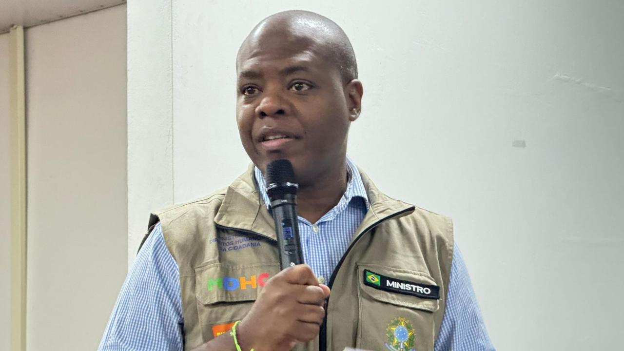 Silvio Almeida anuncia estratégia nacional contra abuso de crianças e adolescentes no Marajó