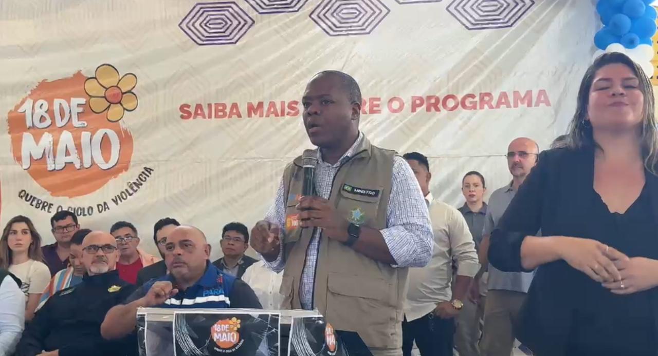 Silvio Almeida viaja ao Marajó e critica negacionistas: 