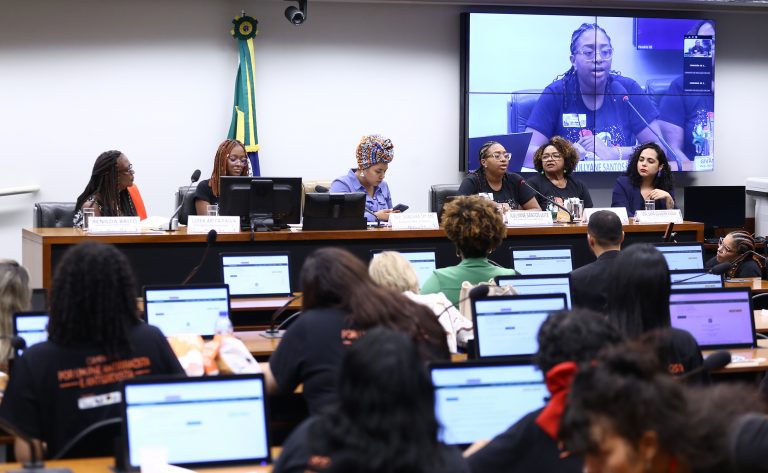 Estudantes e especialistas cobram estratégias antirracistas no novo Plano Nacional de Educação