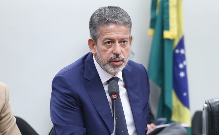 Relator afirma que isenção do Imposto de Renda para quem ganha até R$ 5 mil pode ser votada até dezembro
