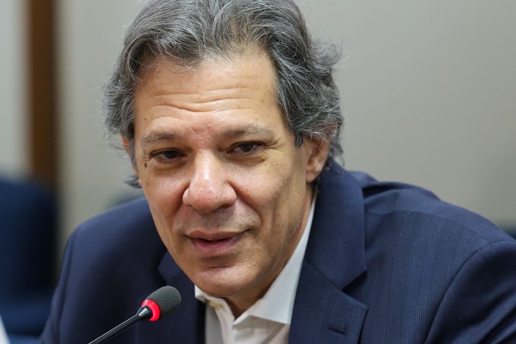 Haddad: isenção do IR até R$ 5 mil deve ser sancionada em outubro