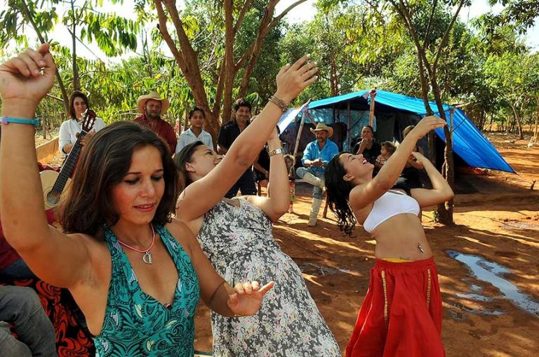 Comissão debate criação do Estatuto dos Povos Ciganos