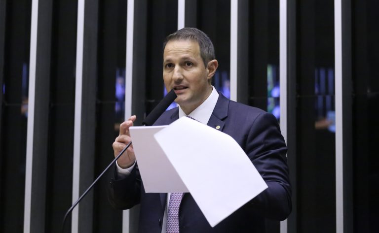 Relator defende aprovação de lei que asfixie financeiramente as organizações criminosas; acompanhe