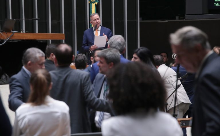 Reforma tributária começa fase de transição com testes de novos impostos em 2026
