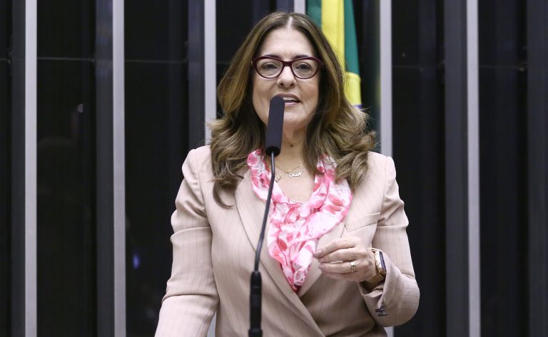 Comissão aprova critérios objetivos para notificação de maus-tratos a crianças