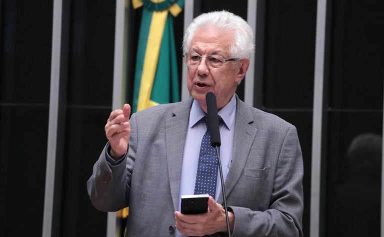 Câmara aprova projeto que facilita acesso ao seguro de exportação