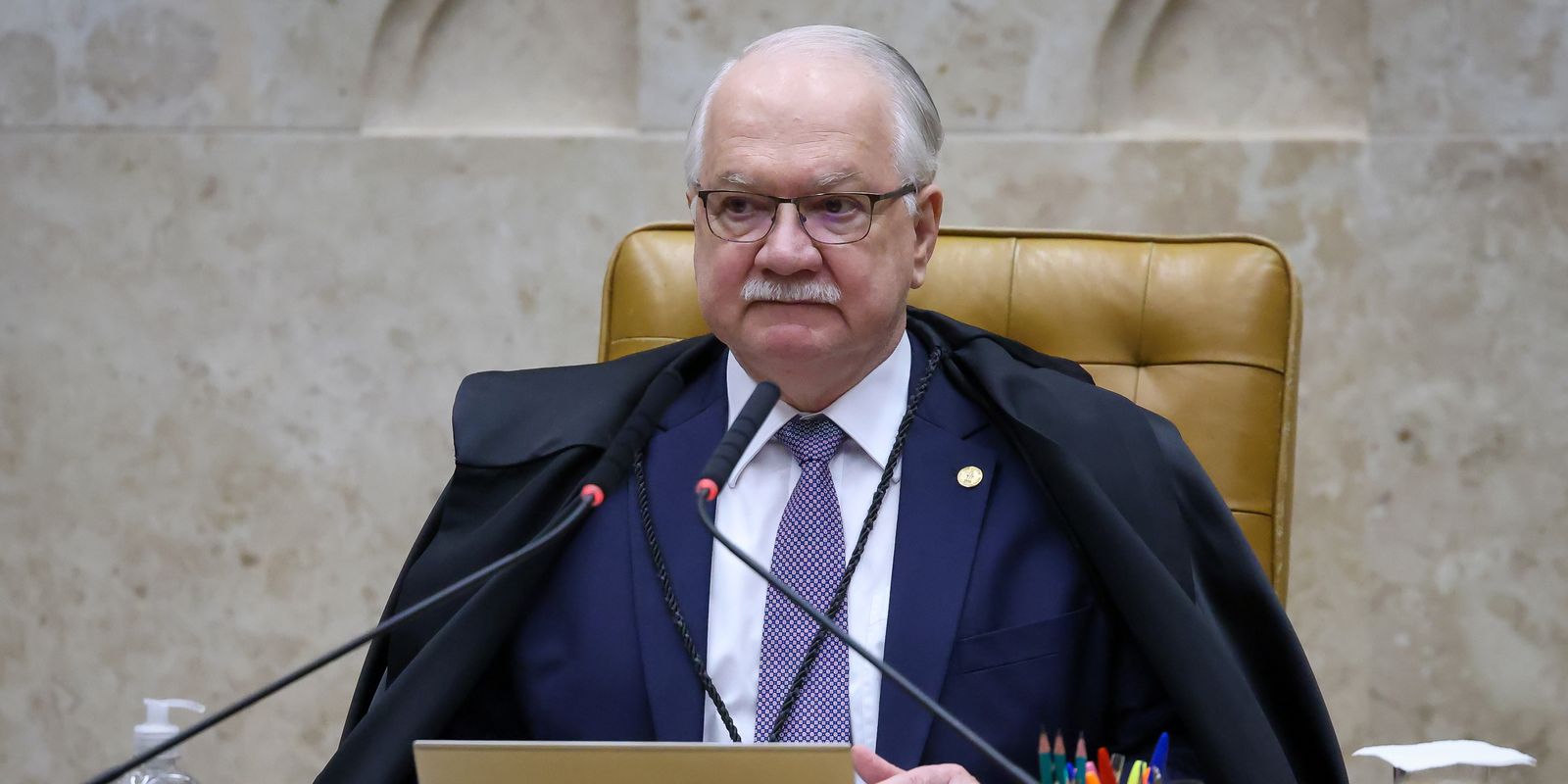 Fachin suspende decisões de Mendonça e Dino sobre diretor da PF 