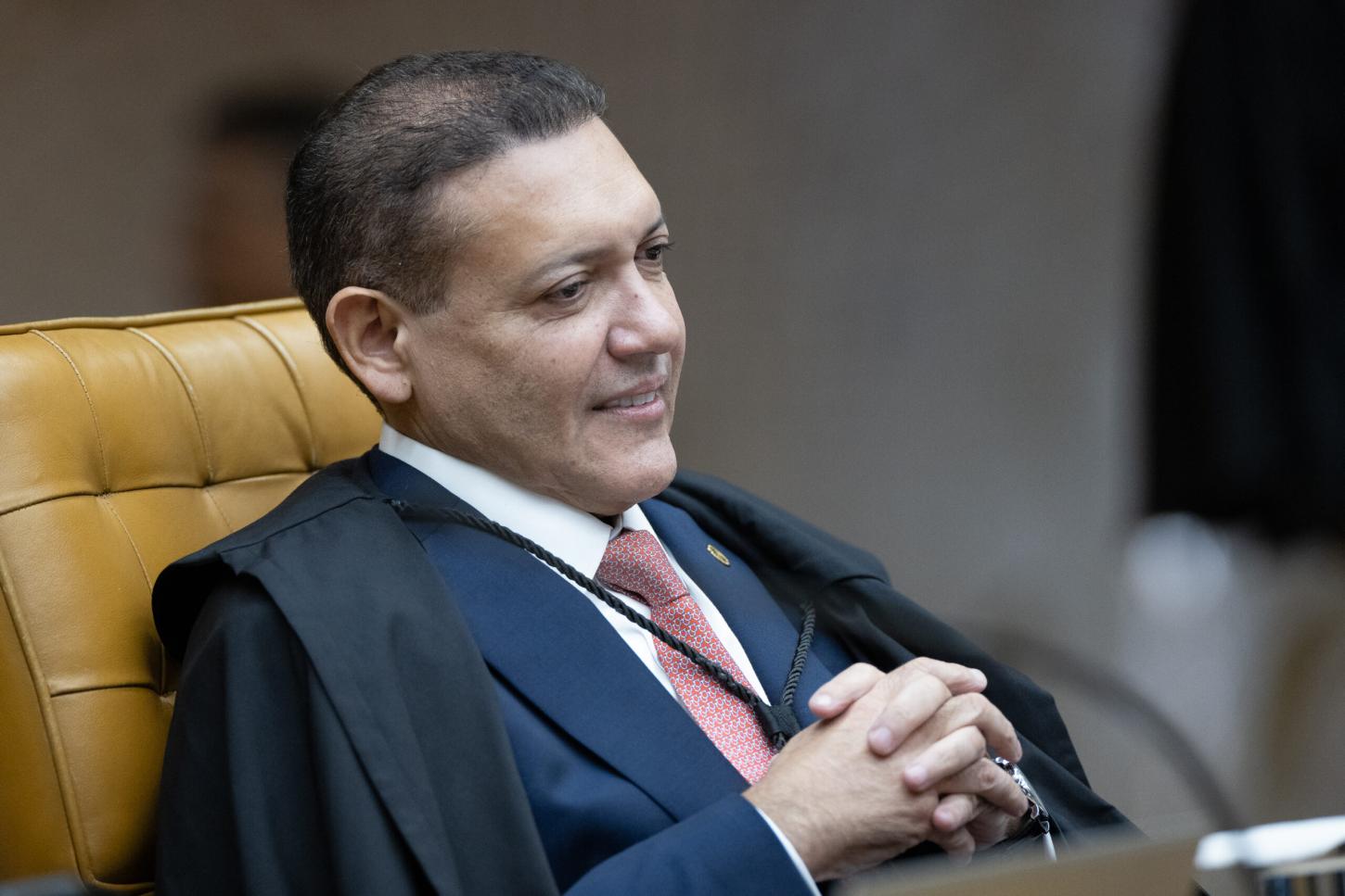 O Supremo em crise, democracia em risco. Por Roberto Amaral